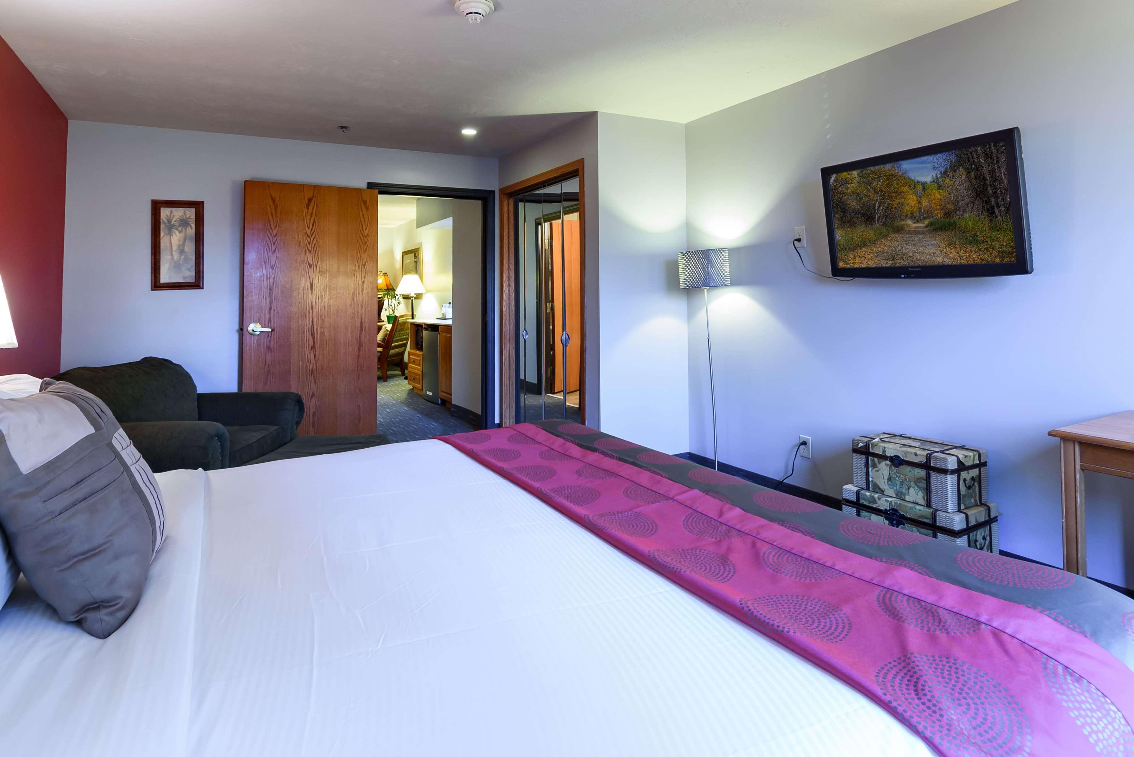 Ramada By Wyndham Sioux Falls Airport - Waterpark Resort & Event Center Ngoại thất bức ảnh