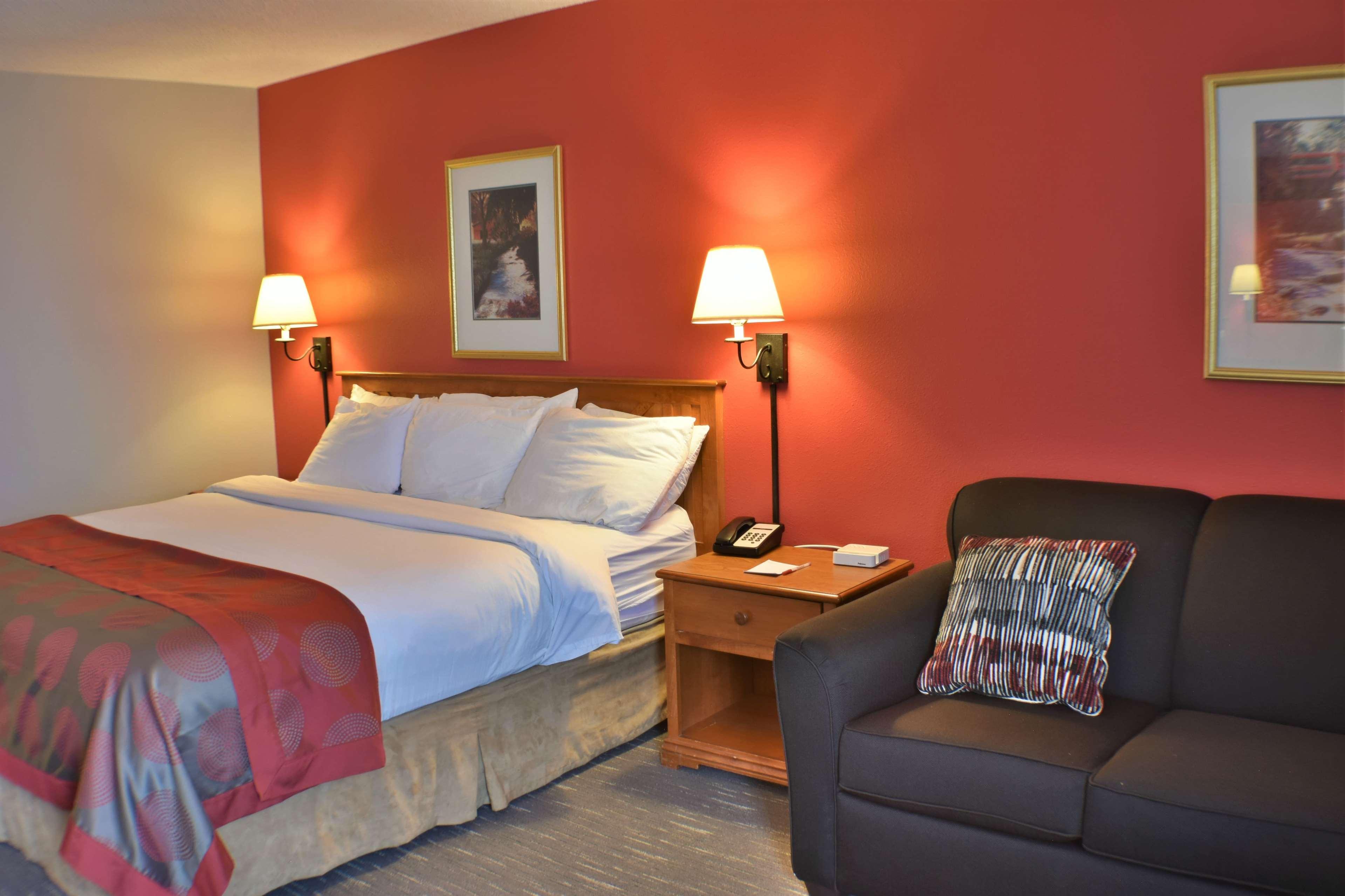 Ramada By Wyndham Sioux Falls Airport - Waterpark Resort & Event Center Ngoại thất bức ảnh