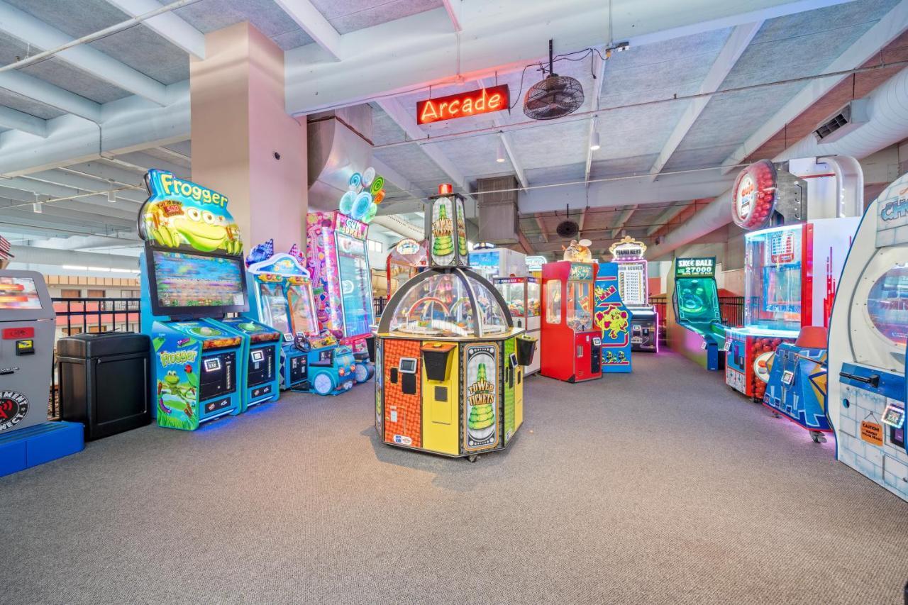 Ramada By Wyndham Sioux Falls Airport - Waterpark Resort & Event Center Ngoại thất bức ảnh