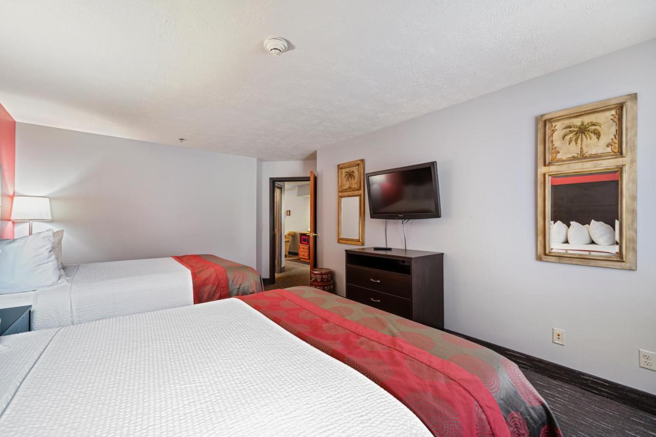 Ramada By Wyndham Sioux Falls Airport - Waterpark Resort & Event Center Ngoại thất bức ảnh