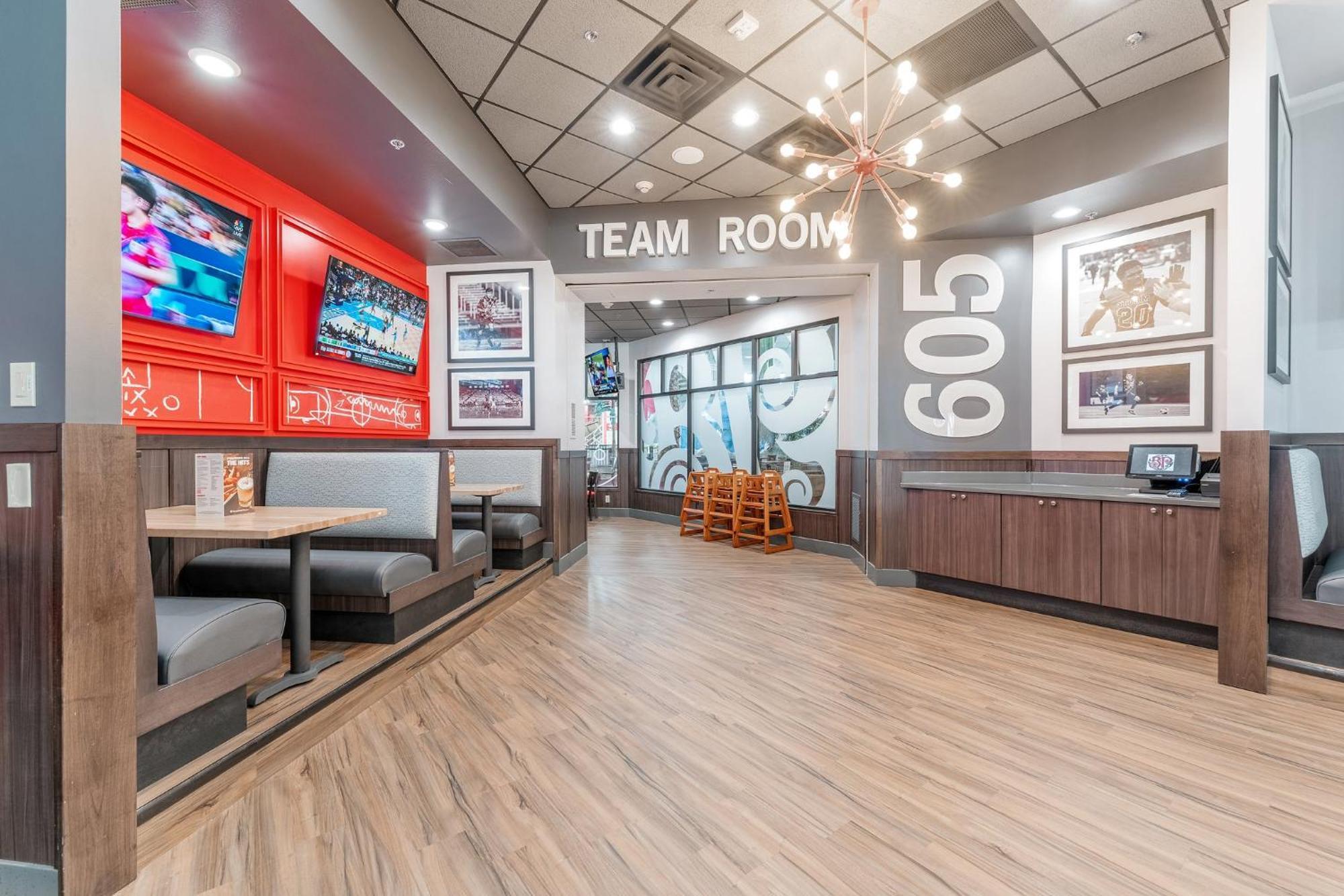 Ramada By Wyndham Sioux Falls Airport - Waterpark Resort & Event Center Ngoại thất bức ảnh